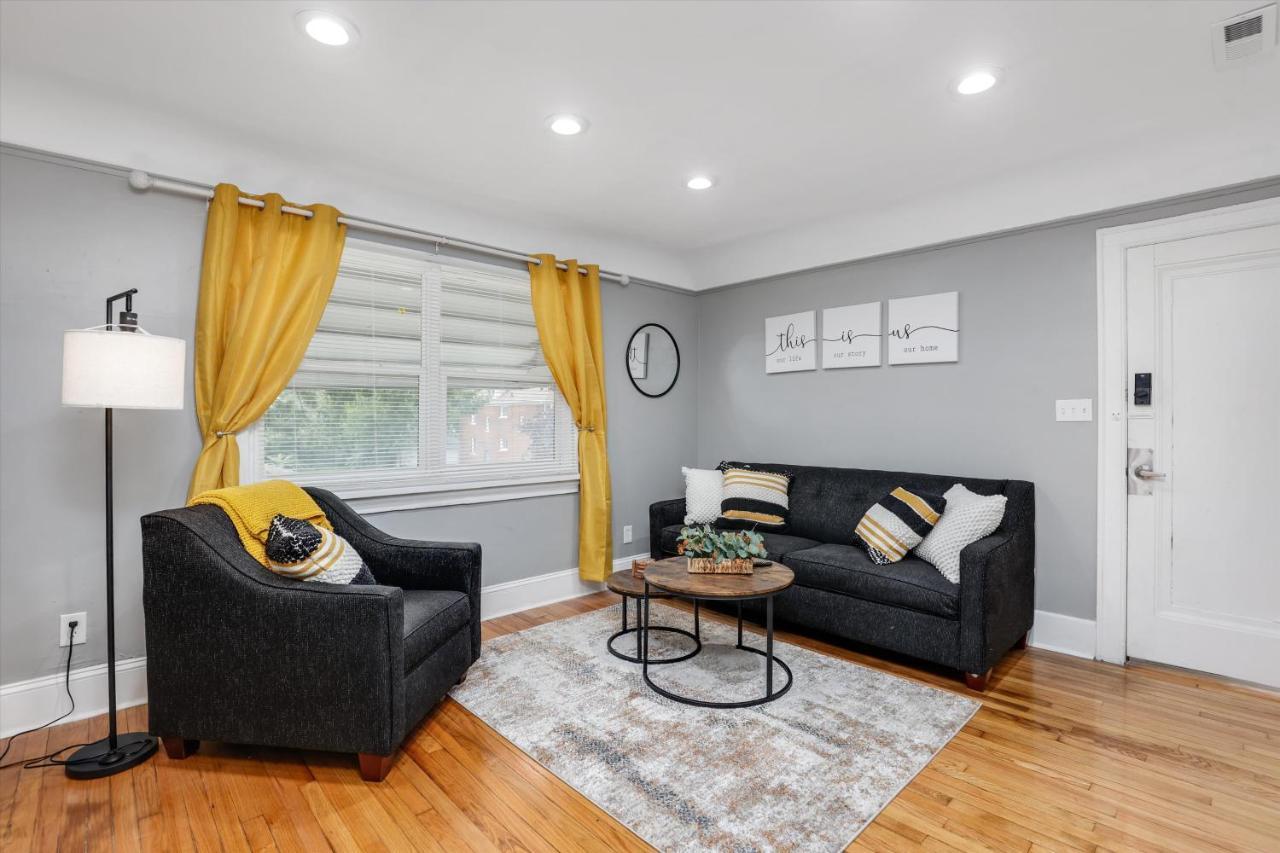 Modern & Cozy East Side Gem ~ Queen Beds ~ Parking Detroit Eksteriør bilde