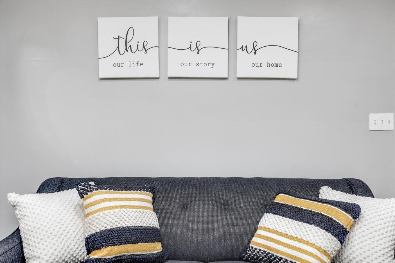 Modern & Cozy East Side Gem ~ Queen Beds ~ Parking Detroit Eksteriør bilde